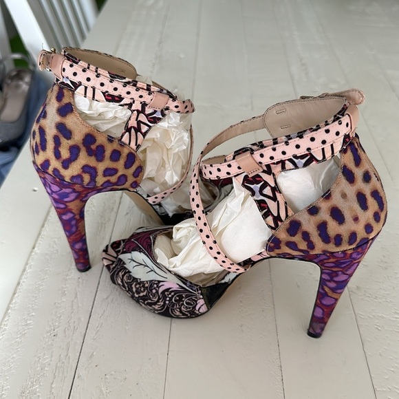 Nine West floral slingback size 8 open toe heel with front straps - Picture 8 of 15